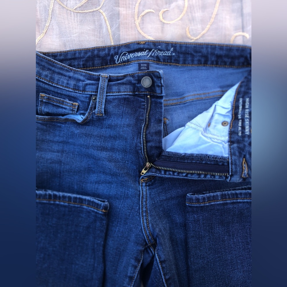 Universal Thread Jean - Picture 6 of 10